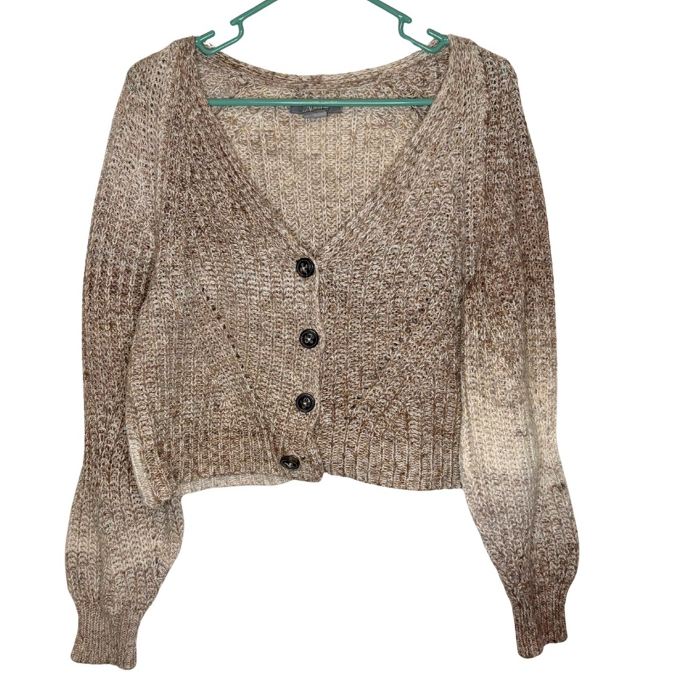3/$20 Natural Reflections Brown and Cream Cropped Long Sleeve Knit Cardigan